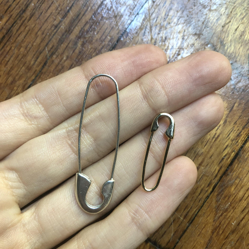 Sexy Safety Pin Earrings - VERAMEAT