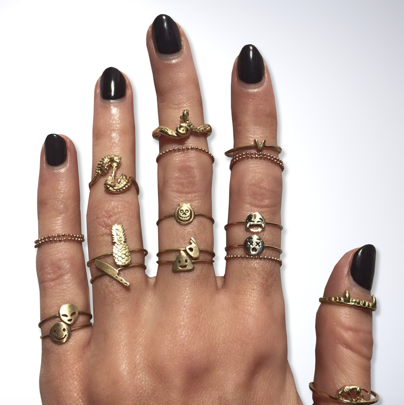 VMOJI HAND A-OKAY RING