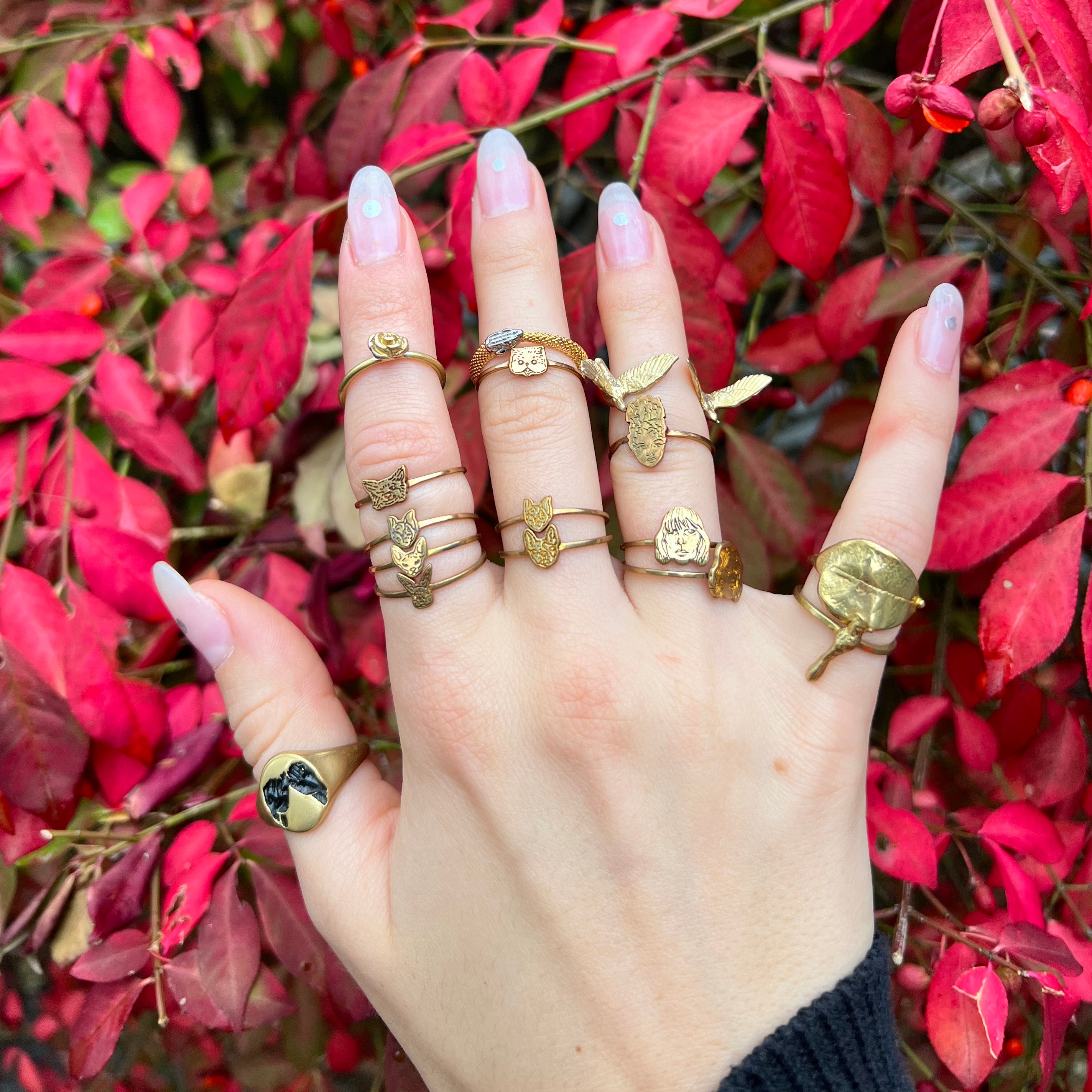 PINKY PROMISE SIGNET - Main Image